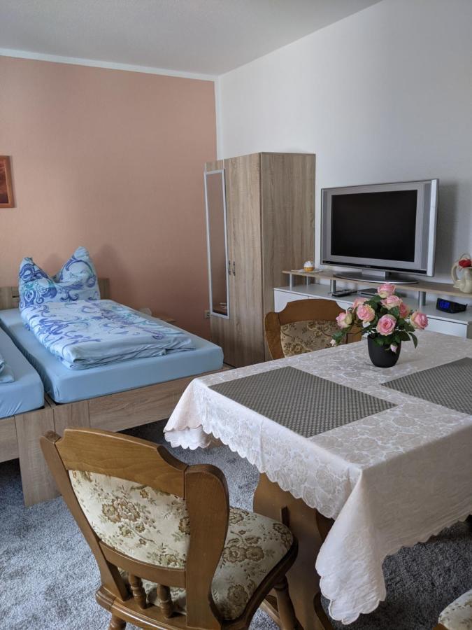 Ferienwohnung In Der Altstadt Von Coswig Anhalt Gaestezimmer Eksteriør bilde